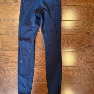lululemon navy 28’ swift speed leggings!